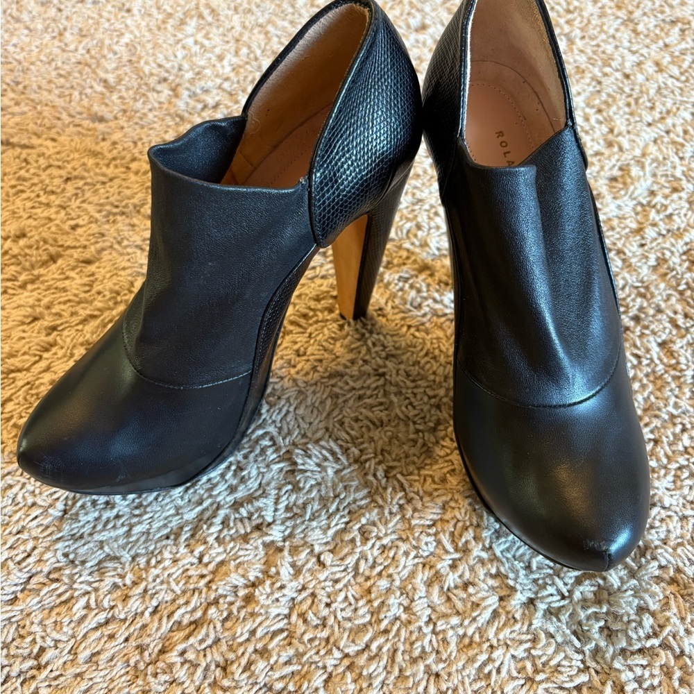 Roland Mouret Black Leather Heeled Boots